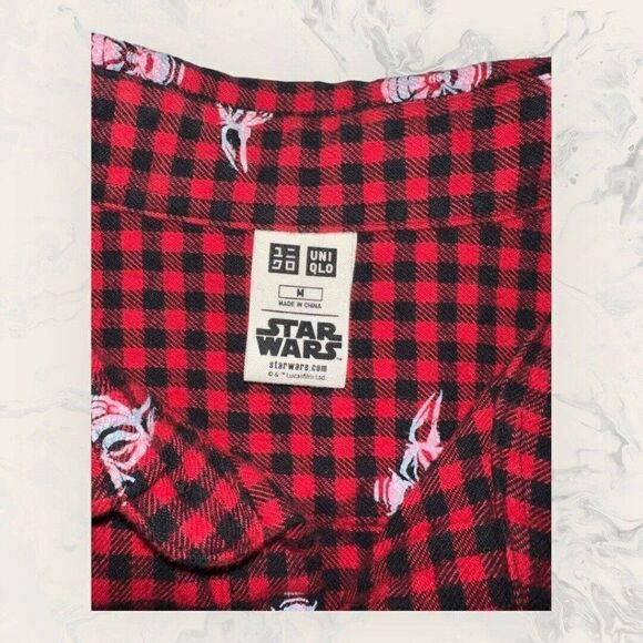 Star Wars Uniqlo Yoda Plaid Flannel Button Down Shirt Men’s Size Medium - Picture 4 of 5